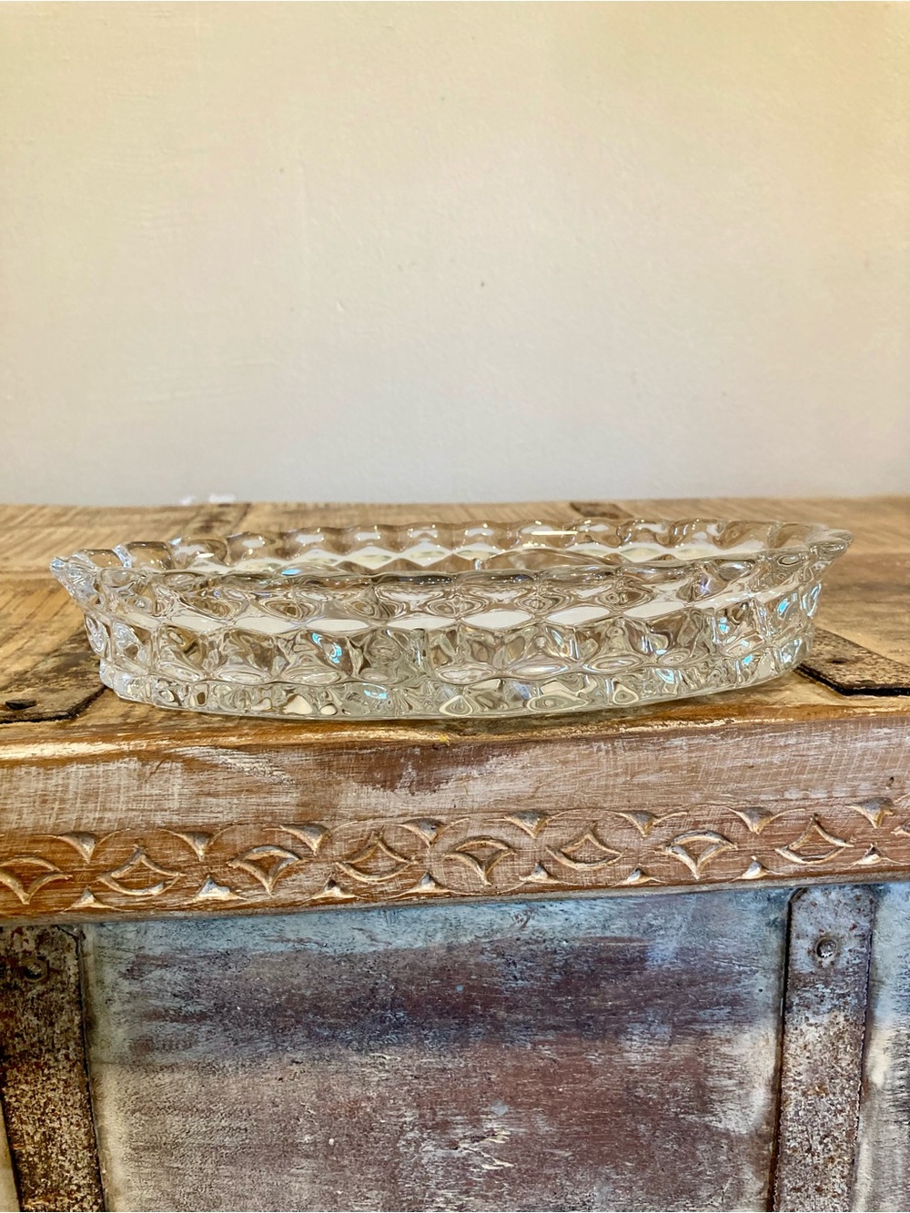 Fostoria American Glass 3 Part Relish Dish Scalloped Edges - Picture 4 of 11